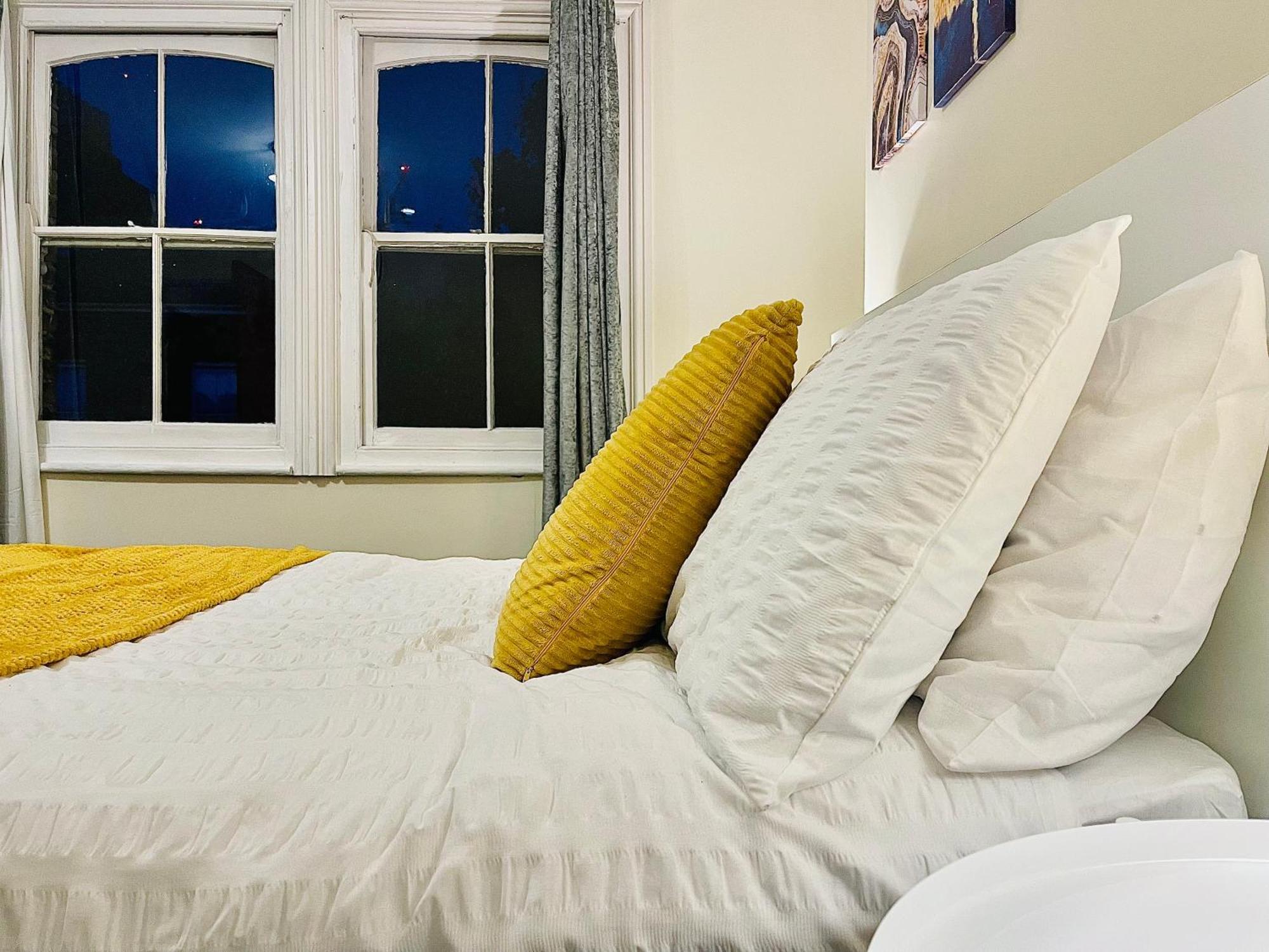2 Bedroom Flat In Central Londres Extérieur photo
